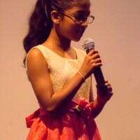 girl singing australia